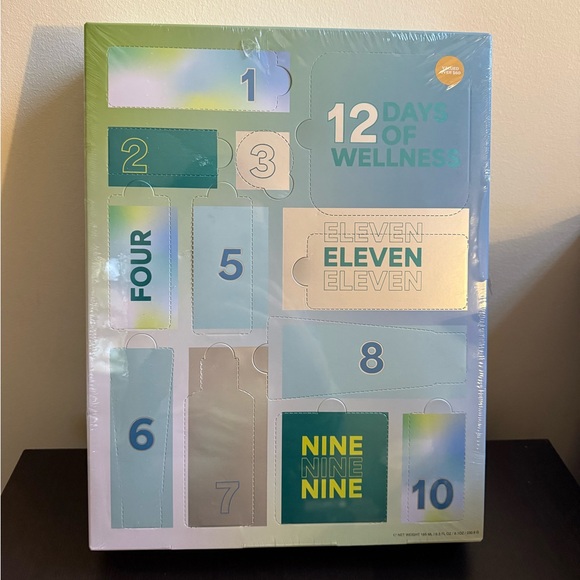 12 Days of Wellness Advent Calendar - Picture 1 of 5